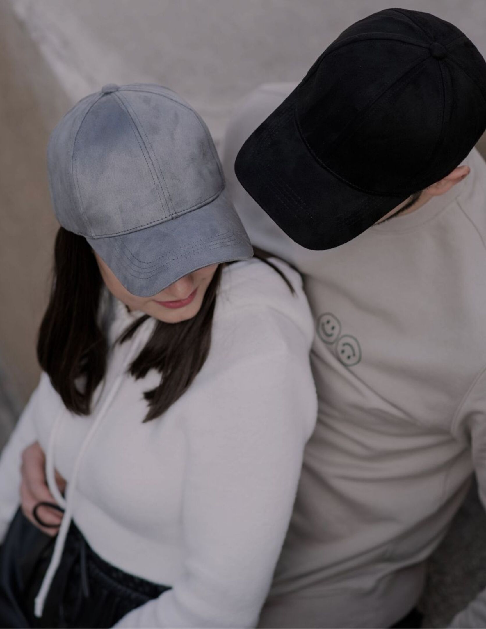 Gorra de Gamuza Unisex Talla Ajustable Marca Brunel