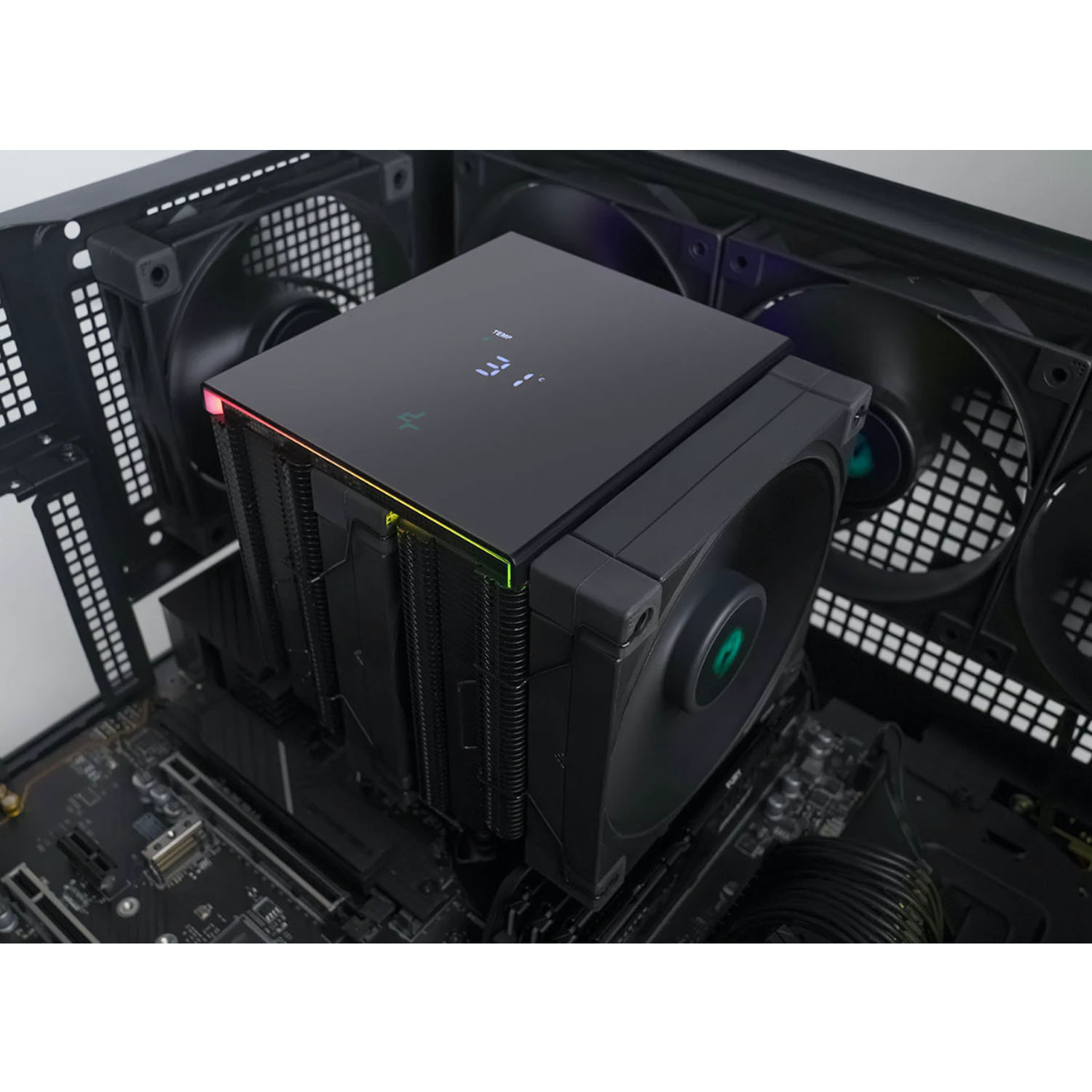 Disipador CPU DeepCool AK620 Digital 120mm 500 - 1850 RPM Negro.