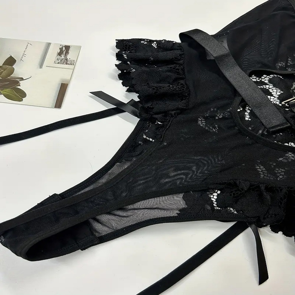 Body de encaje interior sexy.