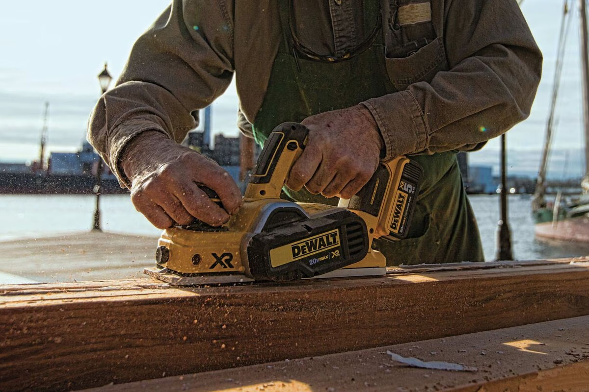 Cepillo P/Madera 3.1/4 20V 15000Rpm S/Bateria Dewalt Dcp580B