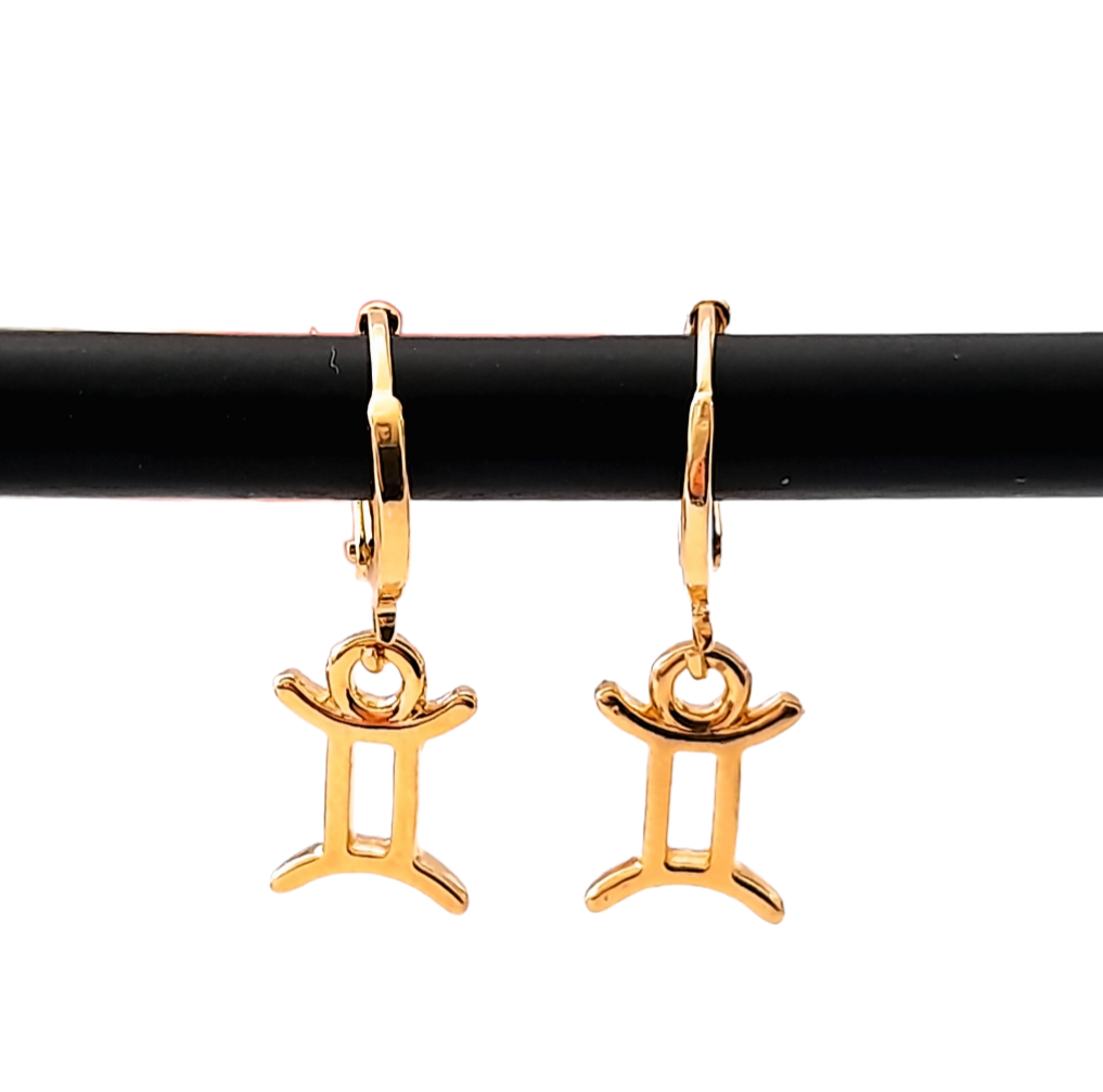 Aretes Huggies Géminis En Chapa De Oro 22 Kilates ITZANALLY