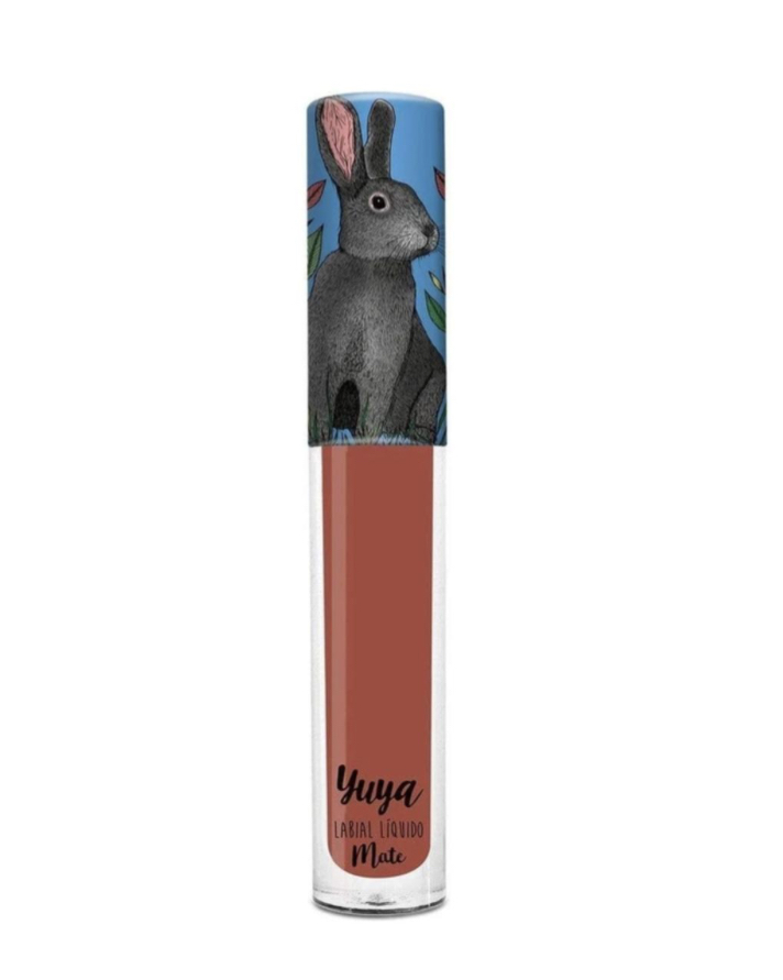 Labial Republic Cosmetics Yuya color quedate