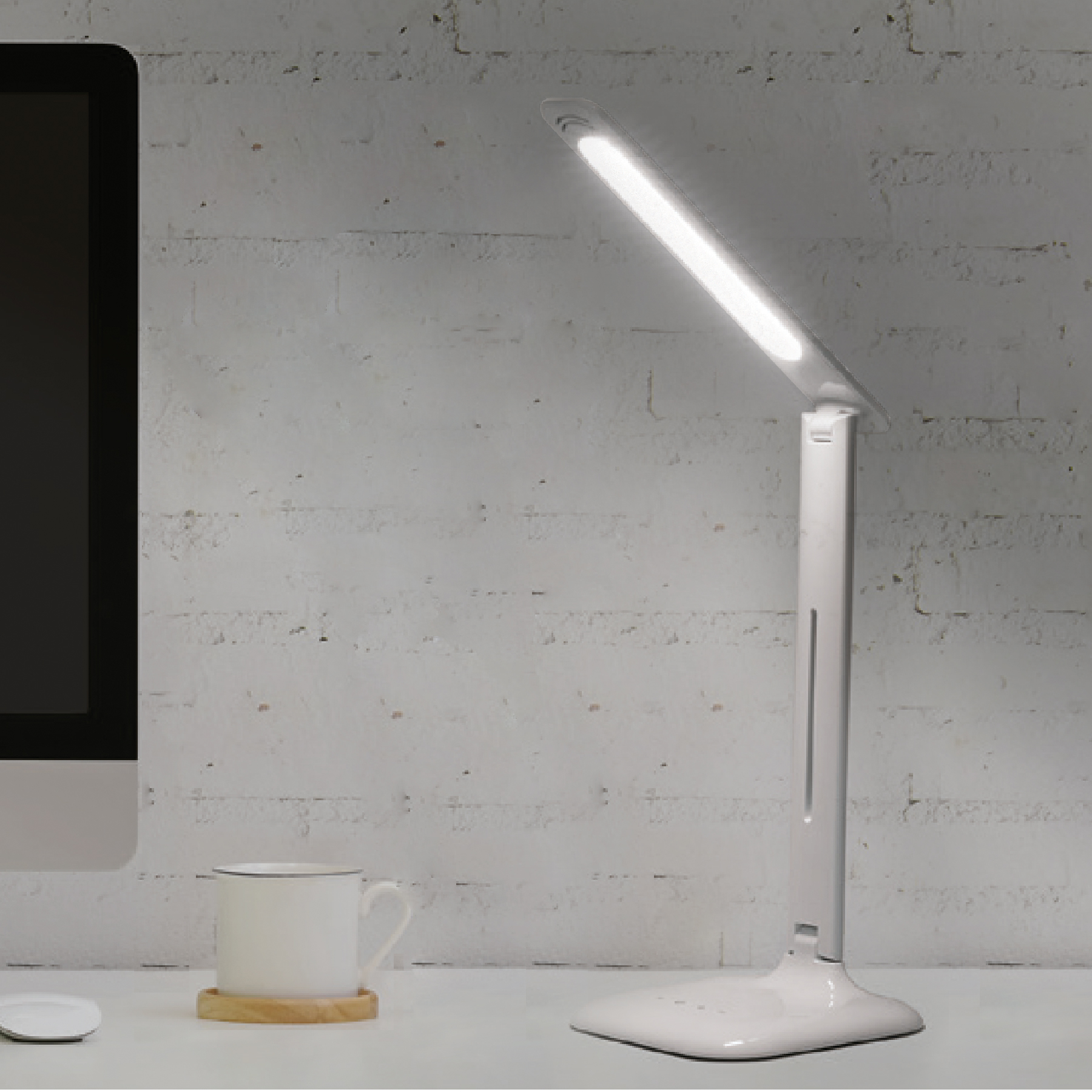 LÁMPARA DE LED 8W 5 NIVELES DE ILUMINACIÓN PARA ESCRITORIO VOLTECK 49323