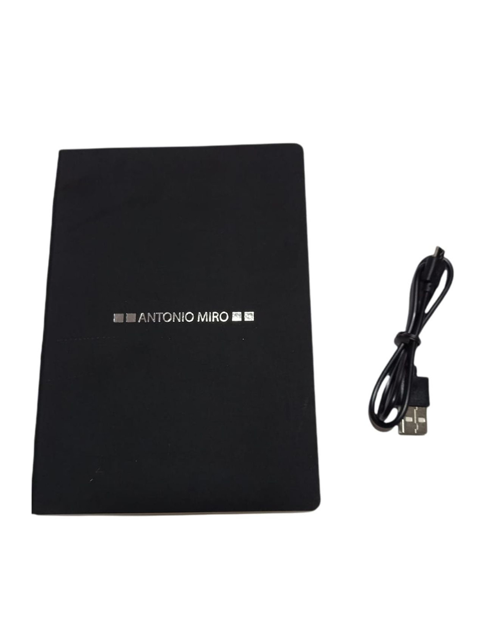 Agenda Carpeta Antonio Miró Con Soporte Para Tablet Navideña