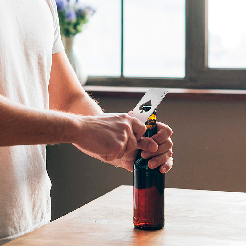 Destapador de Cerveza en Forma de Baraja Acero Inoxidable 4 Piezas