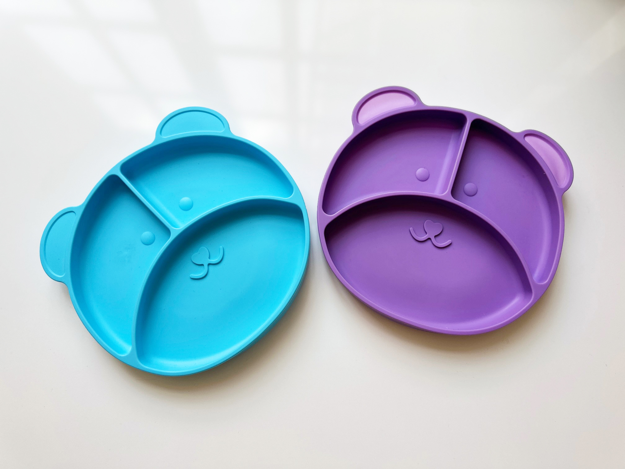 Plato para Bebé con 3 Divisiones y Cubiertos en Silicona Libre de BPA