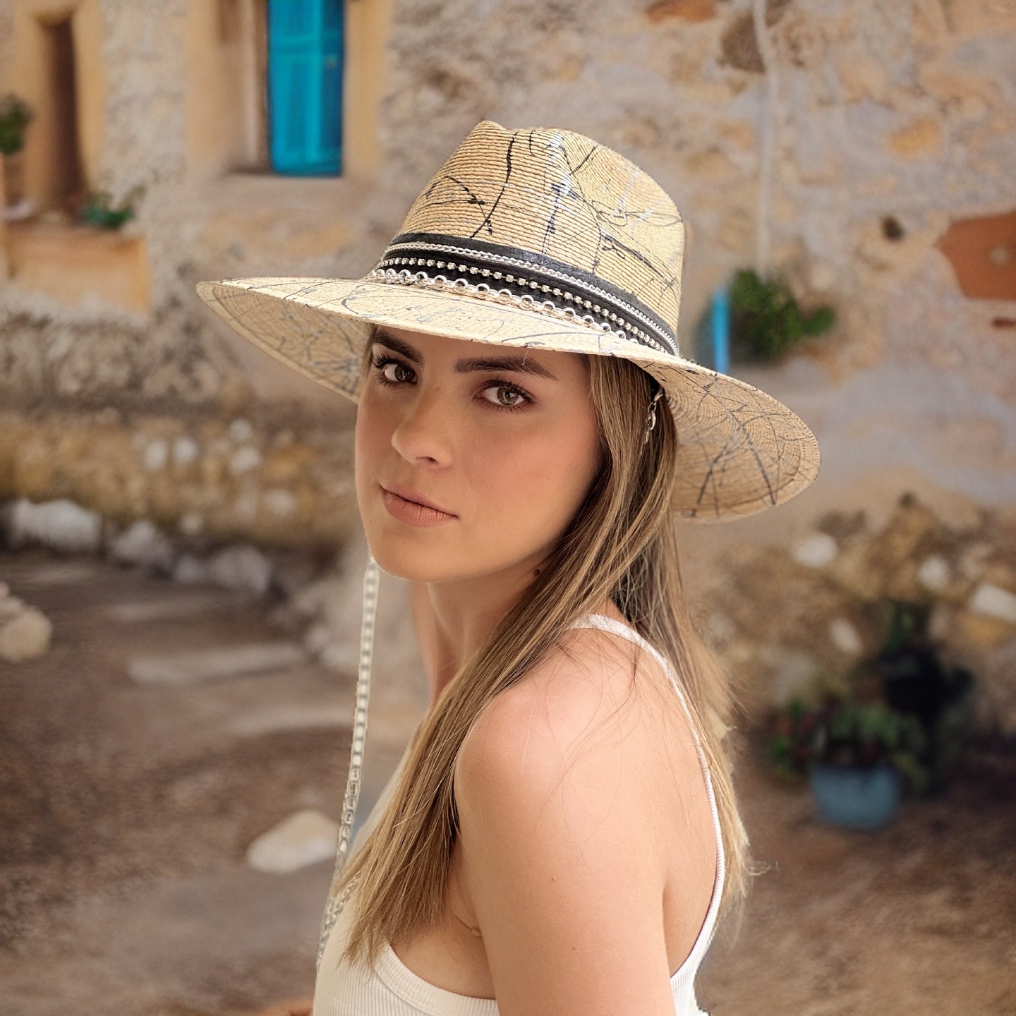 Sombrero de palma fina artesanal ARD Graffiti para dama 