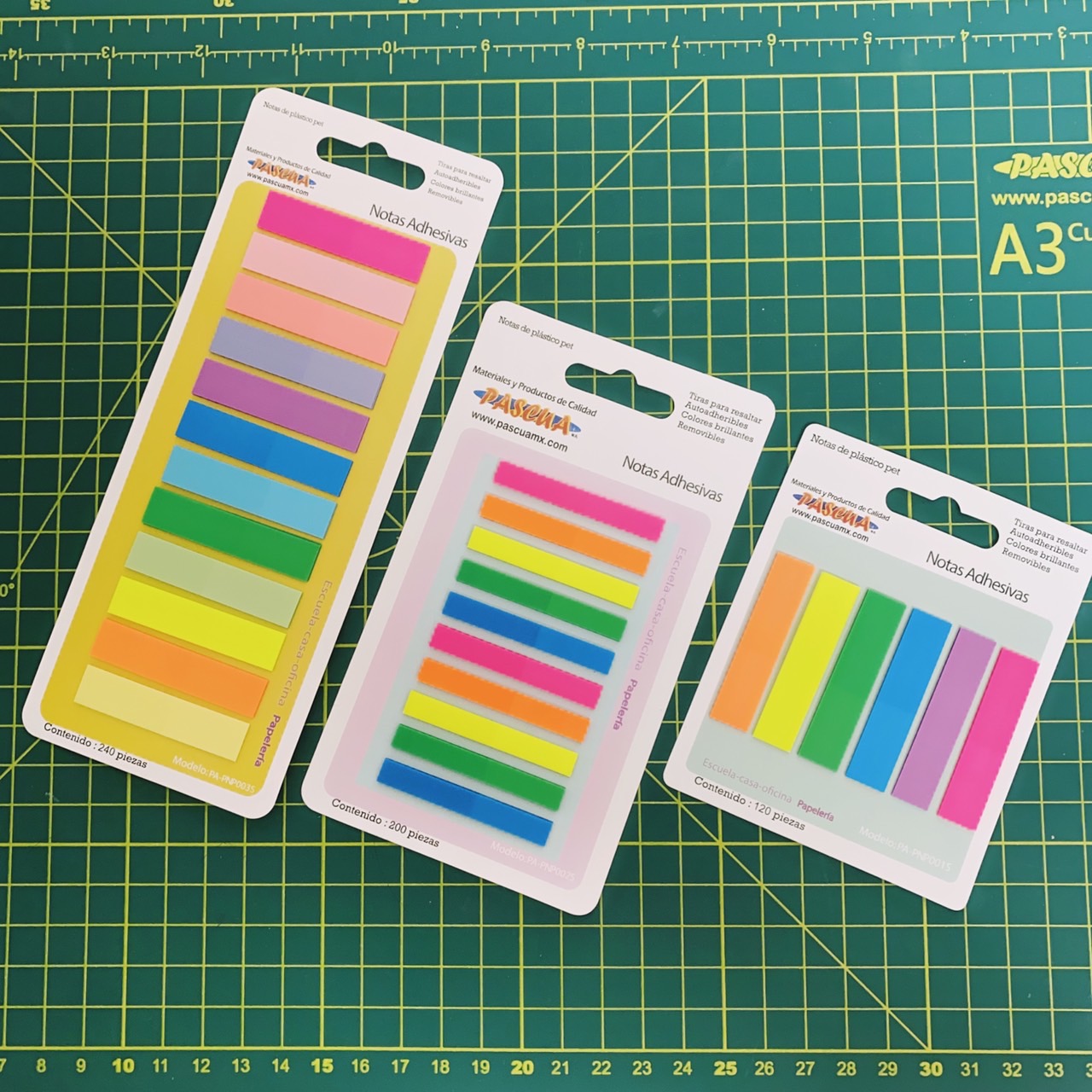 560 pzas Notas Adhesivas Índices Adhesivos Post-it Sticky Notes Marcadores Adhesivos Pestañas Adhesivas de Colores para Marcar Hojas Informes Libros Páginas Carpetas