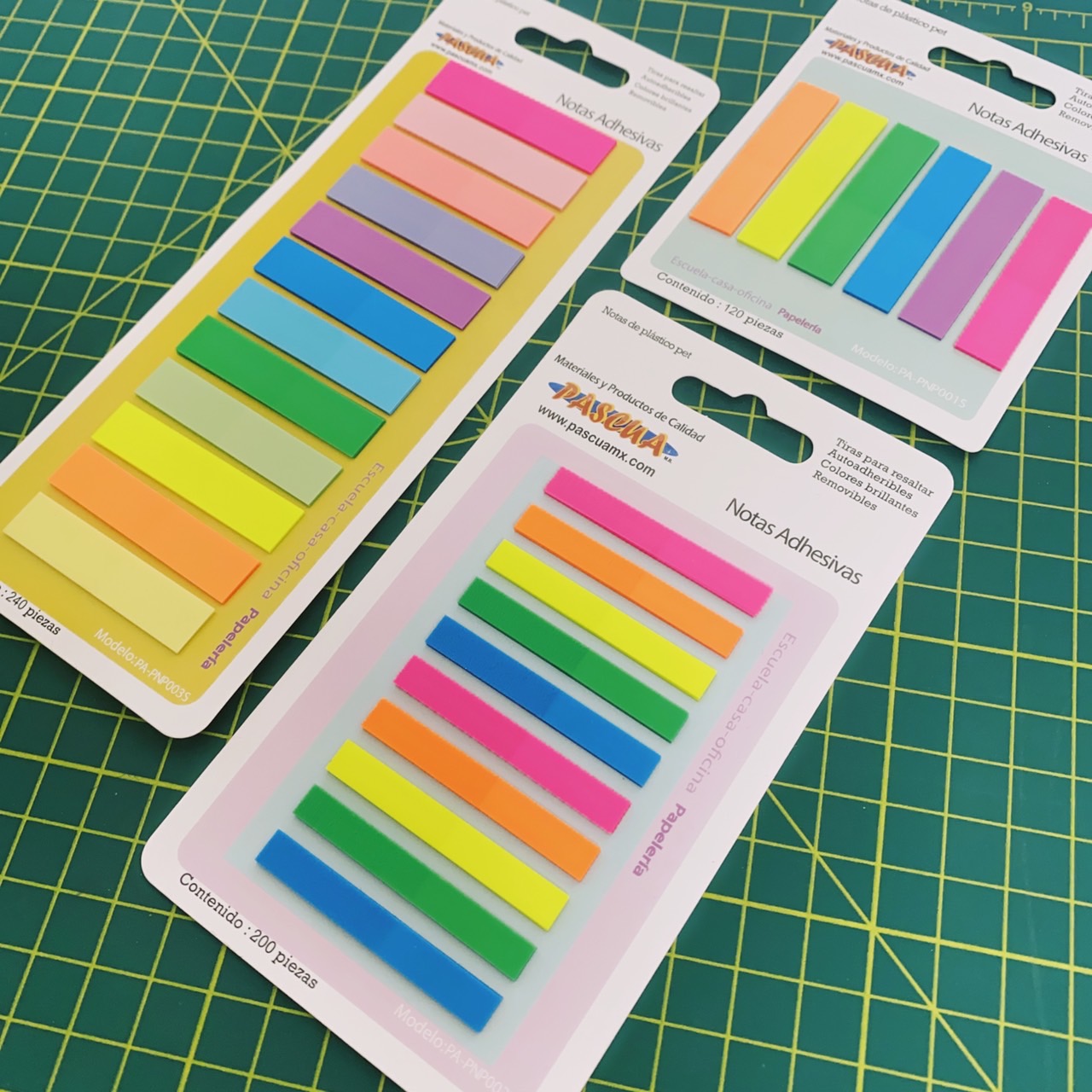 560 pzas Notas Adhesivas Índices Adhesivos Post-it Sticky Notes Marcadores Adhesivos Pestañas Adhesivas de Colores para Marcar Hojas Informes Libros Páginas Carpetas