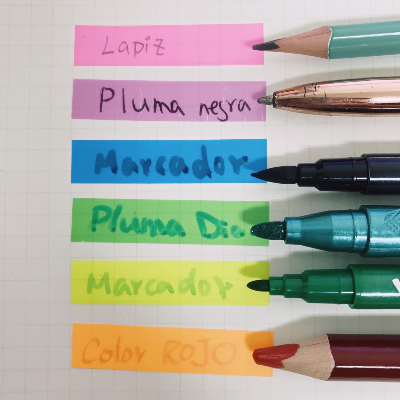 560 pzas Notas Adhesivas Índices Adhesivos Post-it Sticky Notes Marcadores Adhesivos Pestañas Adhesivas de Colores para Marcar Hojas Informes Libros Páginas Carpetas