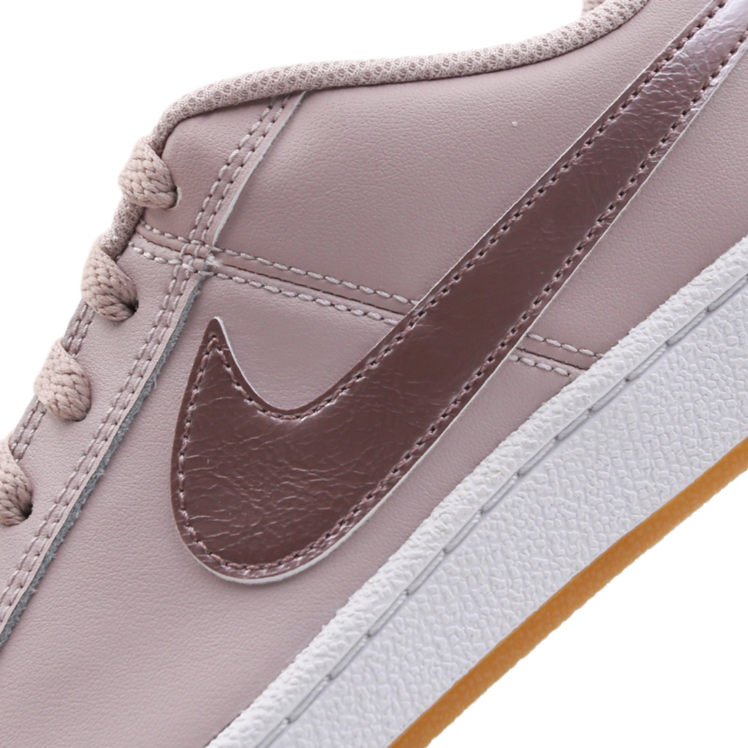 Tenis Nike Court Royale 749867-600