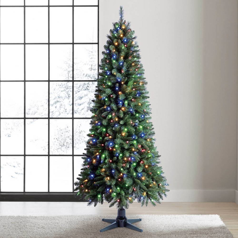 Árbol de Navidad artificial Slim, de 2.29 m de alto, Giratorio, incluye luces LED