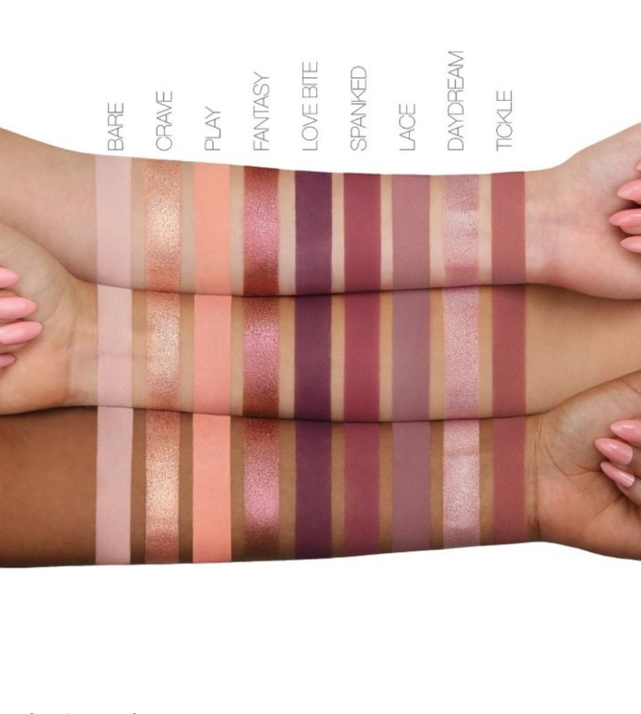Paleta De Sombras Nude New 18 Tonos Más Aplicadores