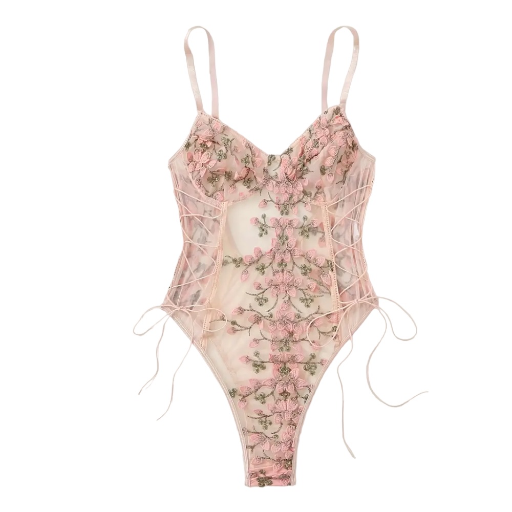 Body con tanga Bordado floral rosa.