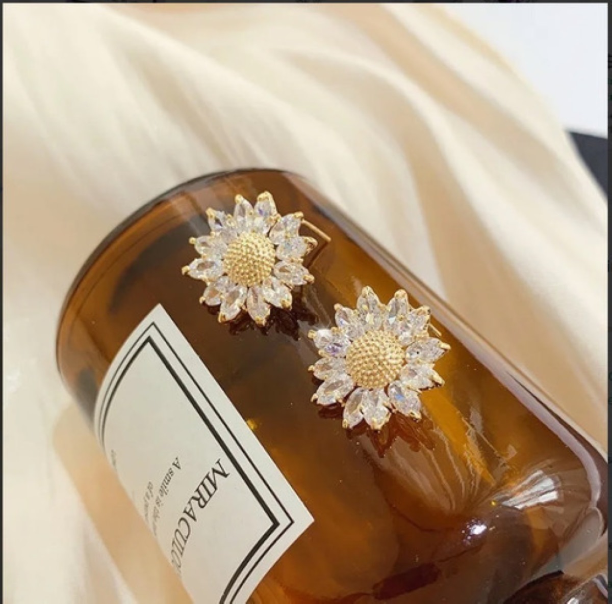 Collar Girasol Oro 18k Aretes Anillo Tres Piezas Amarillo