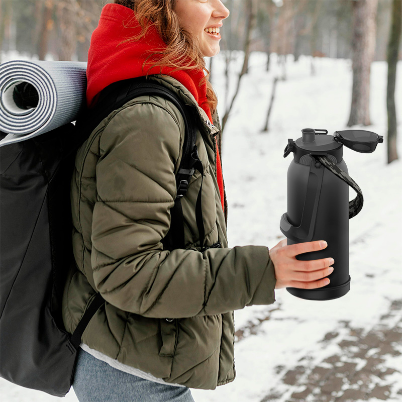 Termo para Agua de 2 Litros de Acero Inoxidable Ultra Resistente 