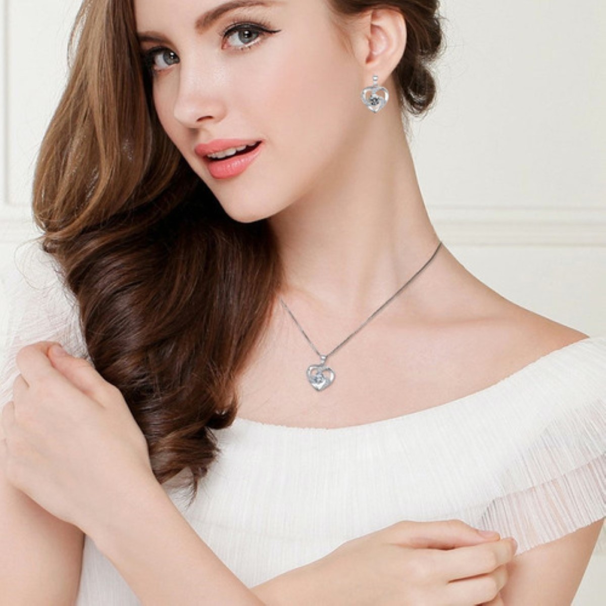 Set Collar Y Aretes Corazon Plata 925 Con Zircón Para Mujer 3pz Plata 
