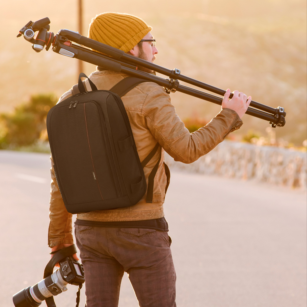 Mochila para Cámara Fotográfica con Compartimentos M-3000 