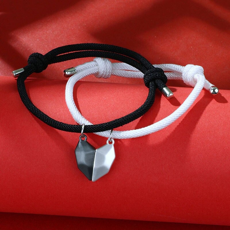 Pulseras para Pareja Corazon de Iman Negro Blanco