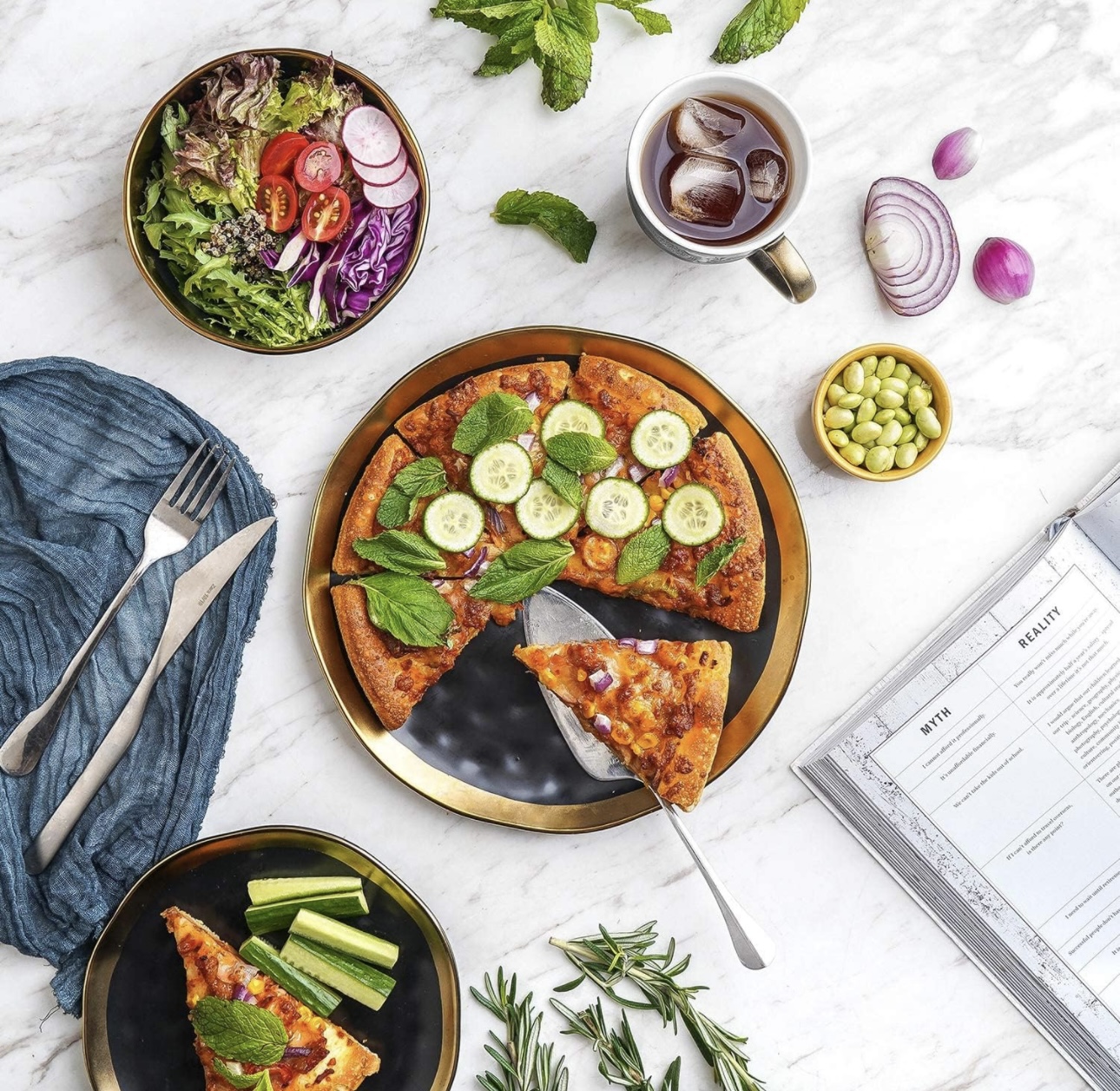 Vajilla Elegante De Porcelana Negra Con Dorado 16 Pz