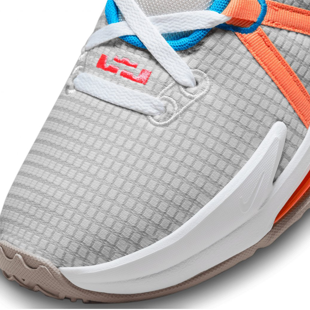 TENIS NIKE LEBRON WHITNESS VII GRIS/ROSA BASQUETBOL HOMBRE TALLA #30