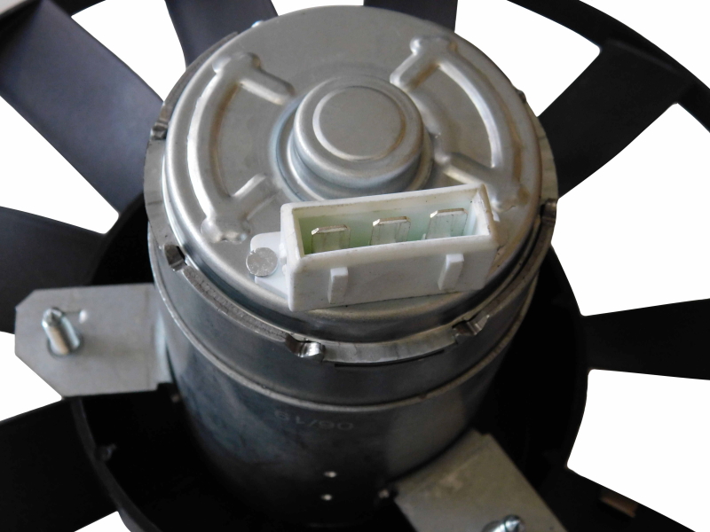 Motoventilador Pricipal Para Golf/jetta A3 2.0l (usa Banda)