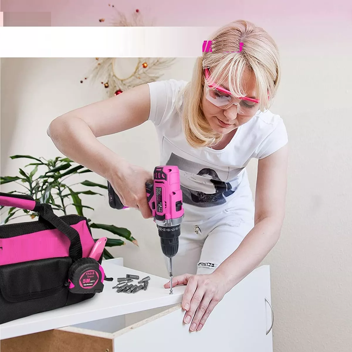 Kit De Herramientas Con Taladro Inalámbrico Rosa De 20v