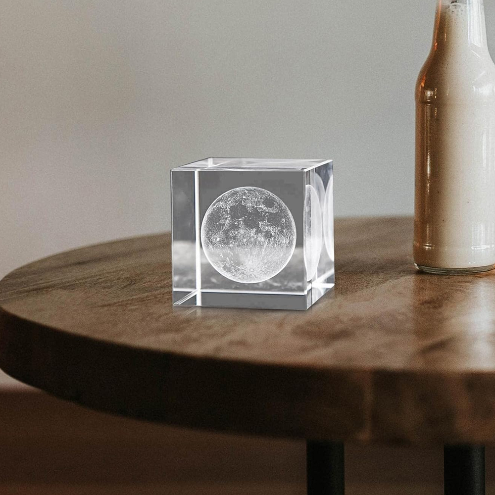 Pisapapeles De Cristal 3d, Adornos De Grabado con Elegancia Cubo de Cristal para Adornar tu Escritorio, Centro de Mesa Luna
