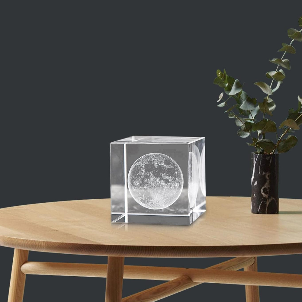 Pisapapeles De Cristal 3d, Adornos De Grabado con Elegancia Cubo de Cristal para Adornar tu Escritorio, Centro de Mesa Luna