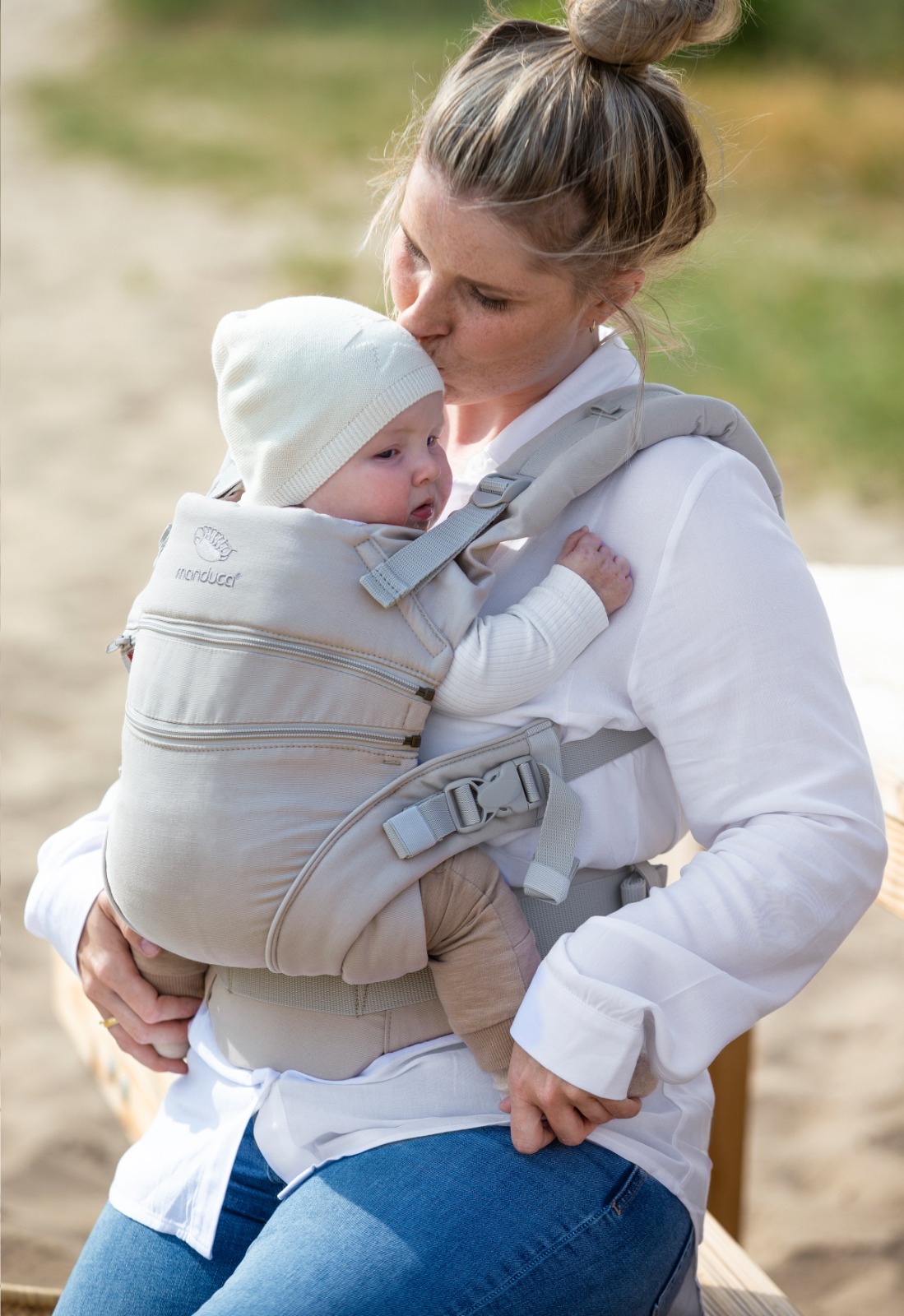 Manduca XT Monochrome Cloud Mochila Cangurera Ergonómica portabebés Evolutiva