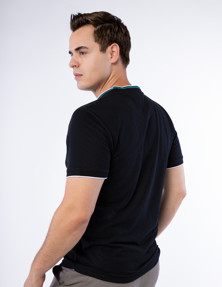 PLAYERA POLO DE CUELLO HENLEY CON ESTAMPADO EN PECHO PARA HOMBRE GENERRA 