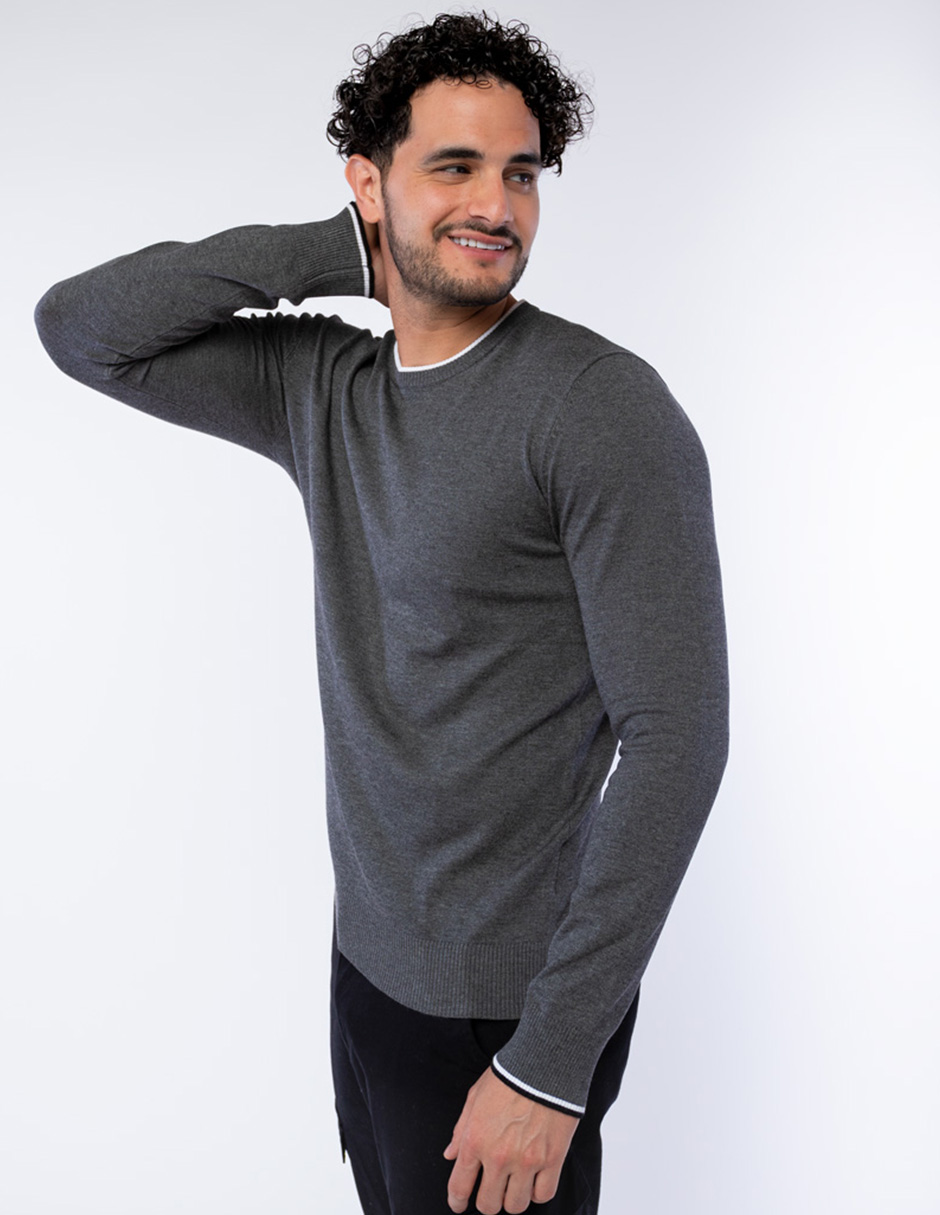 SUÉTER LIGERO LISO CON CUELLO REDONDO PARA HOMBRE GENERRA