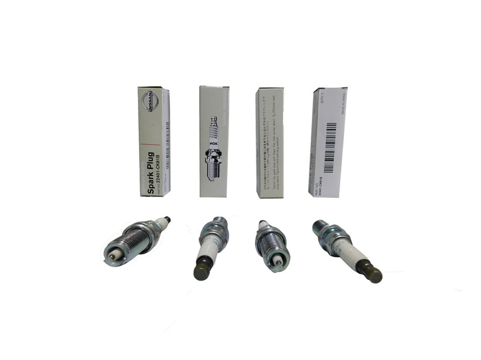 Kit De 4 Bujias Para Urvan 2.5 *nissan
