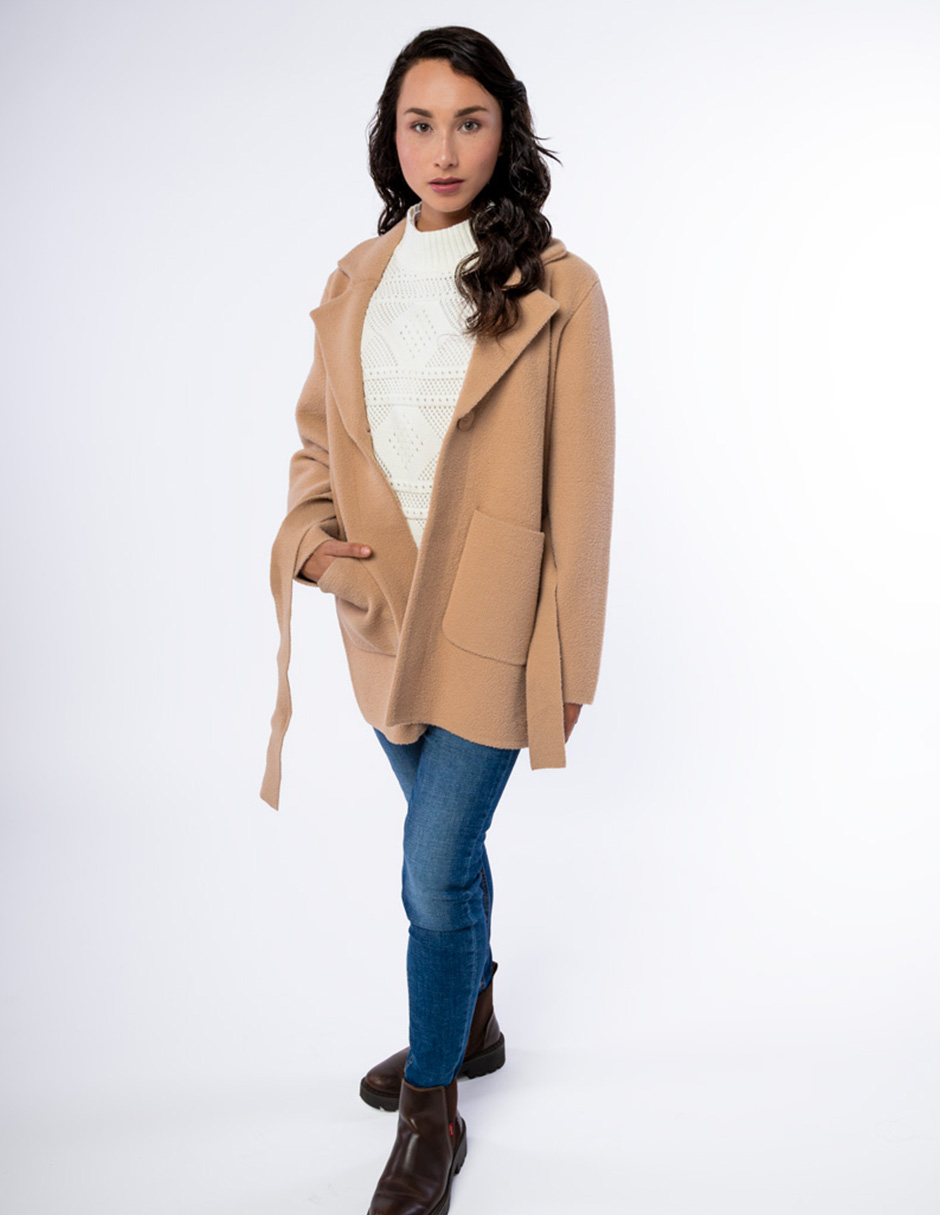 ABRIGO EN TEJIDO DE SUÉTER CON ESCOTE V ABOTONADO CON CINTURÓN PARA MUJER GENERRA 