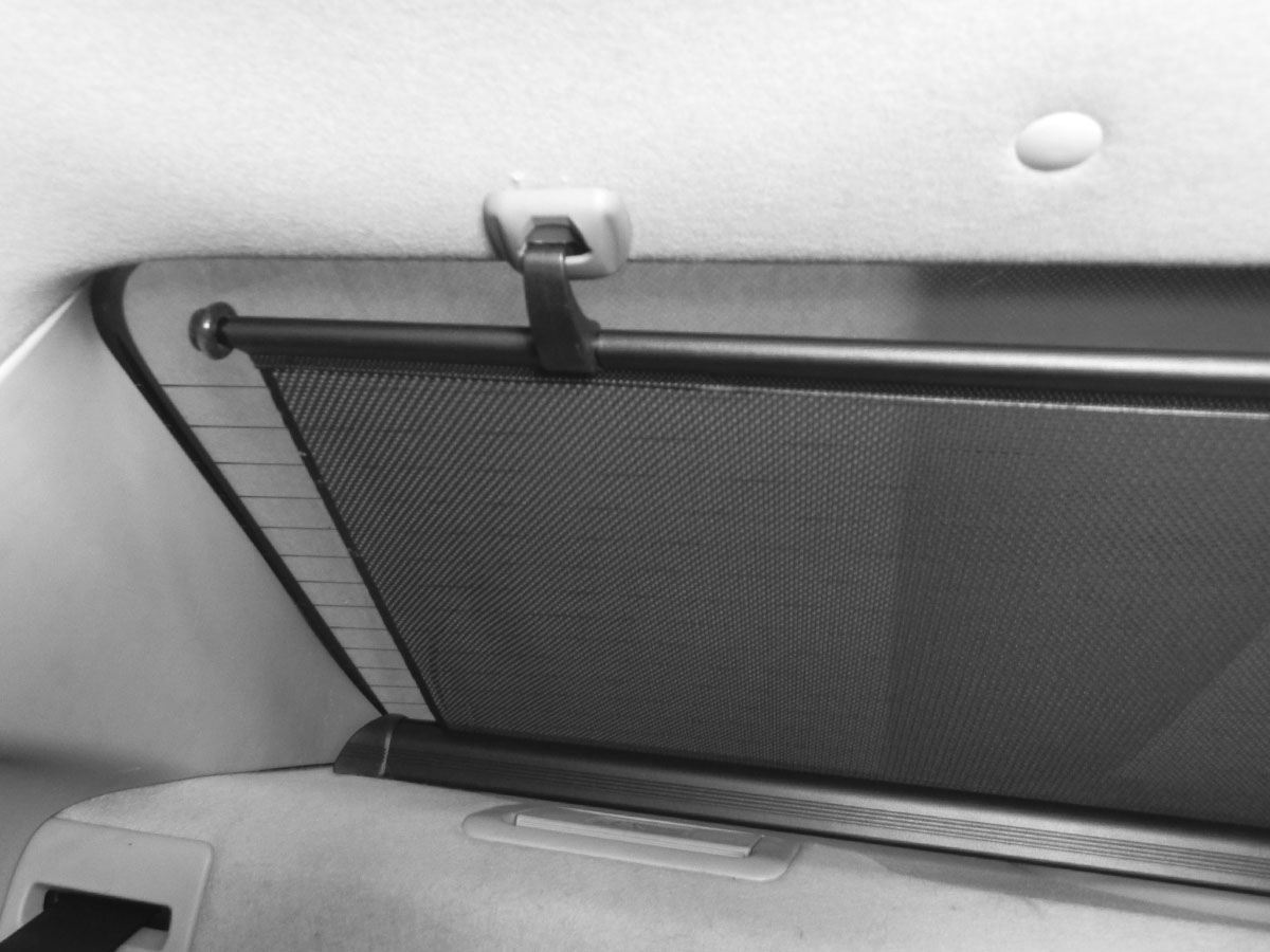 Cortina Parasol Medallón Premium Universal Autos 100 X 56 Cm