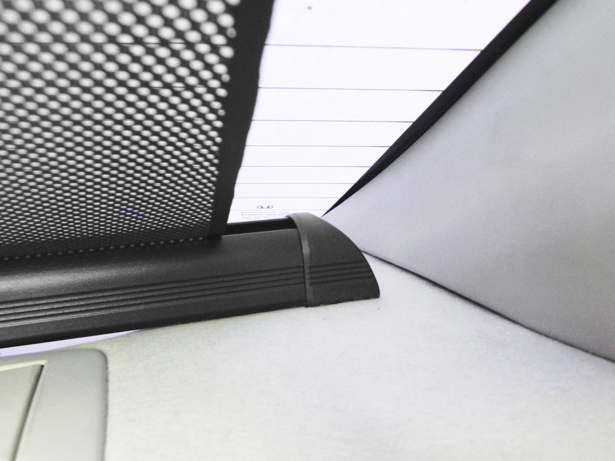 Cortina Parasol Medallón Premium Universal Autos 100 X 56 Cm