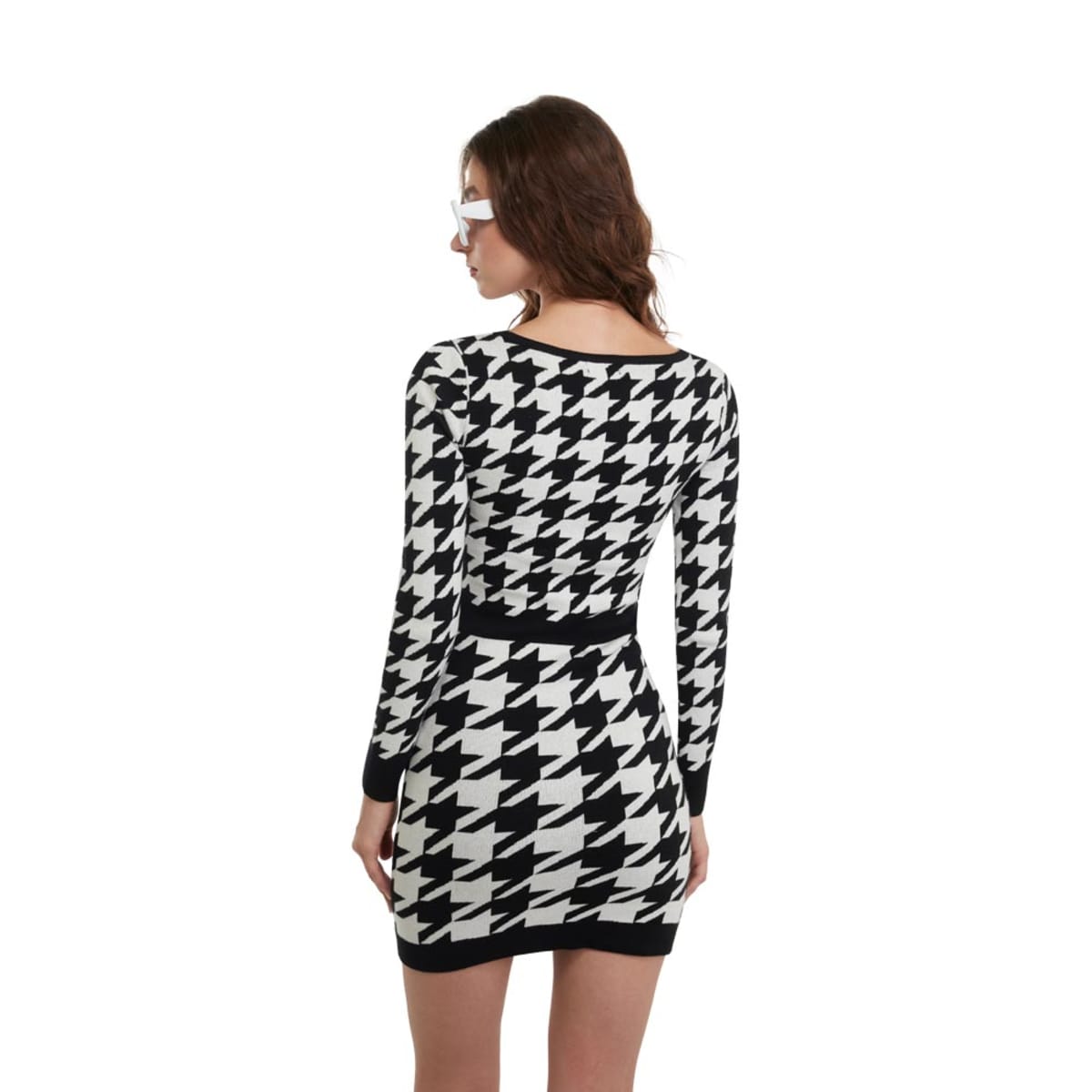 Vestido corto tejido stretch blanco con negro, marca Sao Paulo, mod. 1102527