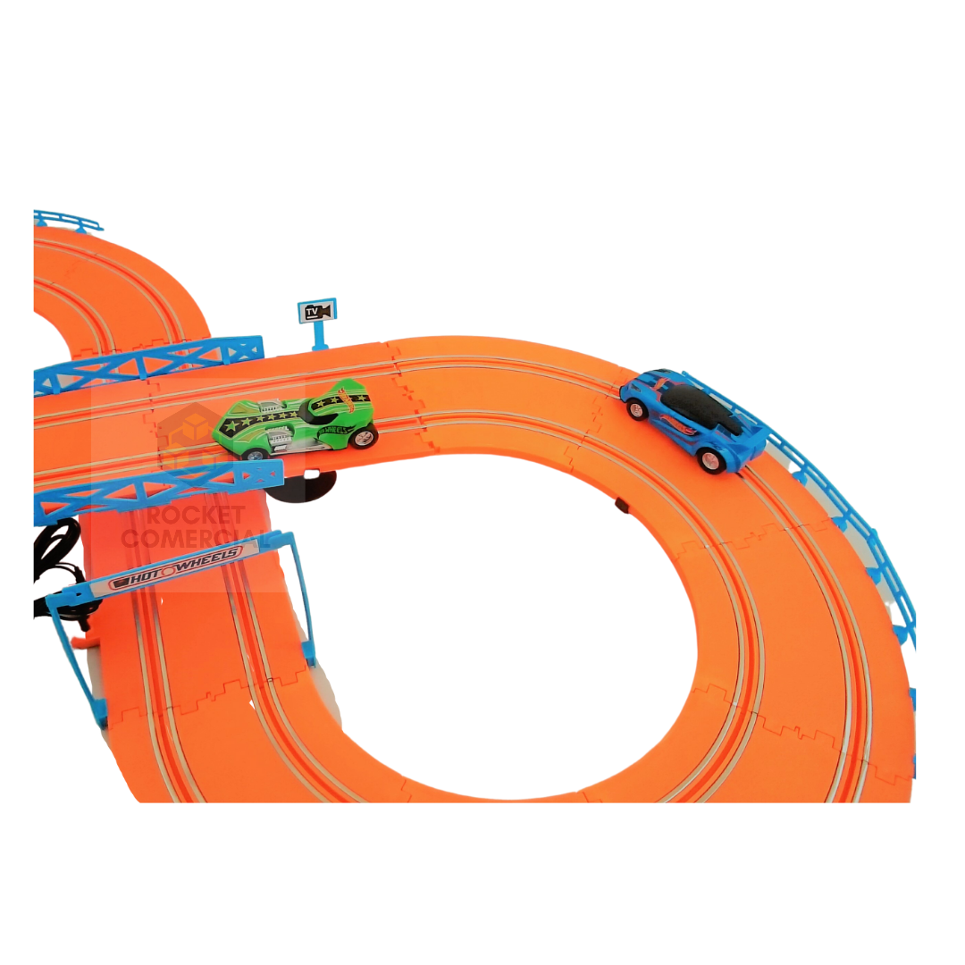 Pista autos Electrica HotWheels + 2 autos y contrloes