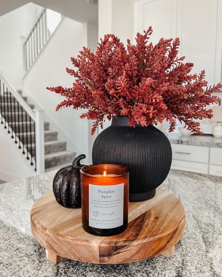 Soporte circular para servir de madera con patas cuadradas, color marrón