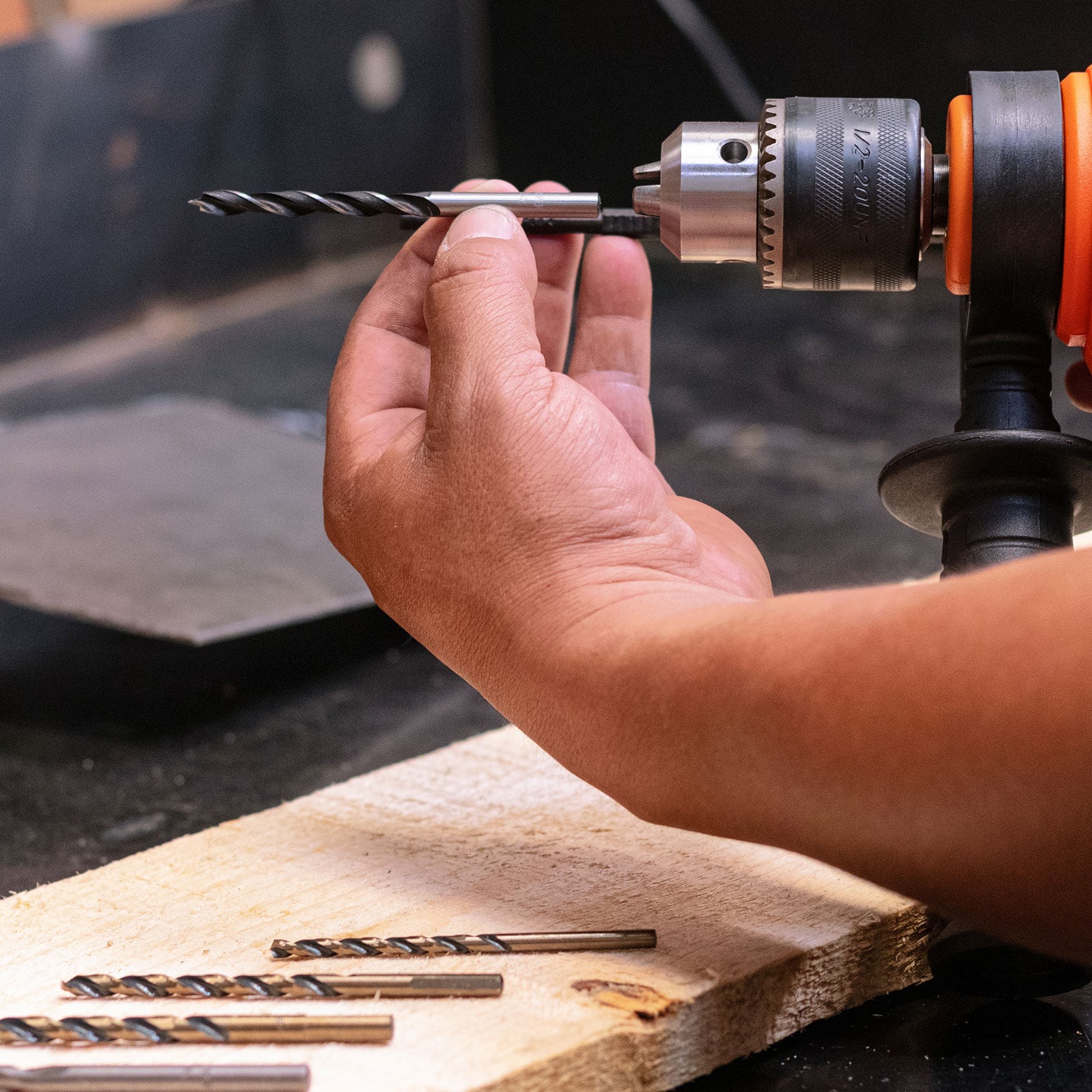 JUEGO DE 9 BROCAS PARA METAL, CONCRETO Y MADERA, TRUPER 11339