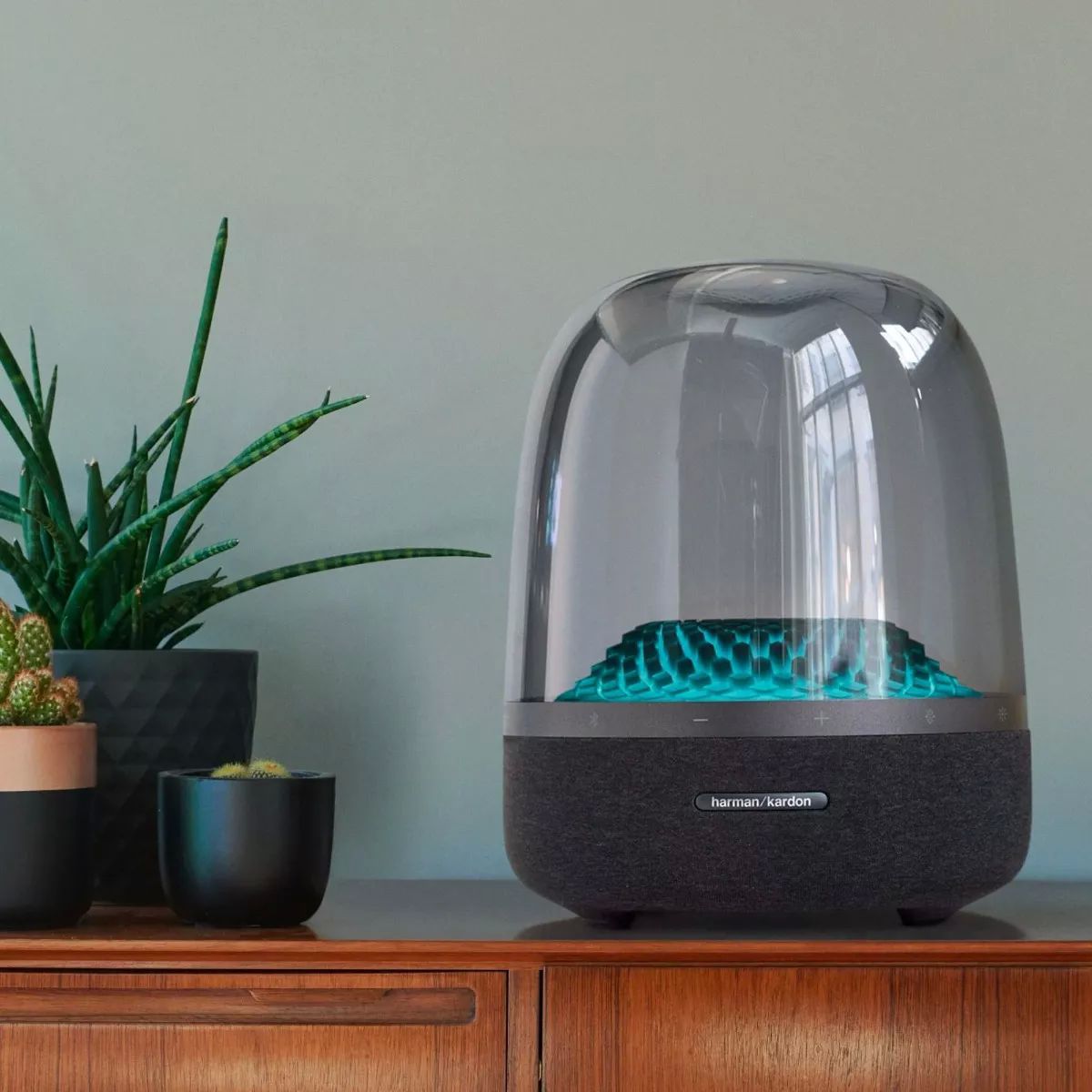 Bocina Harman Kardon Inalambrica Aura Studio 4 Bluetooth Color Negro