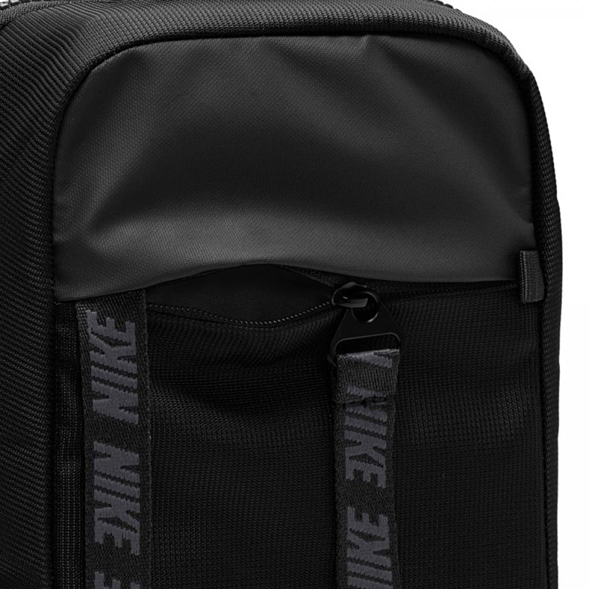 Bolso Nike Sportswear Essentials BA6144-011