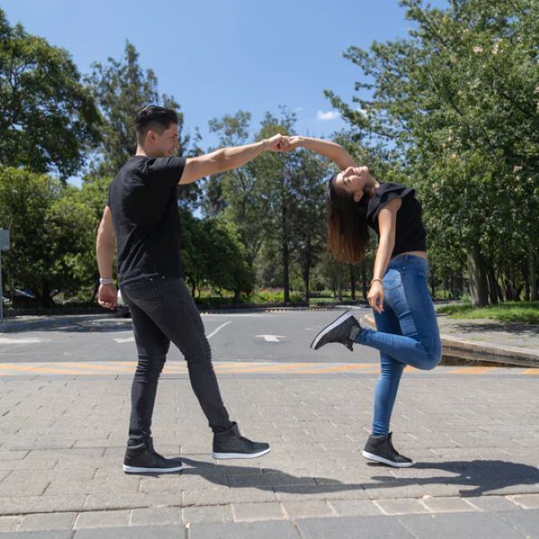 Tenis Panam Bota Coyote Misterio Edición Especial Negro