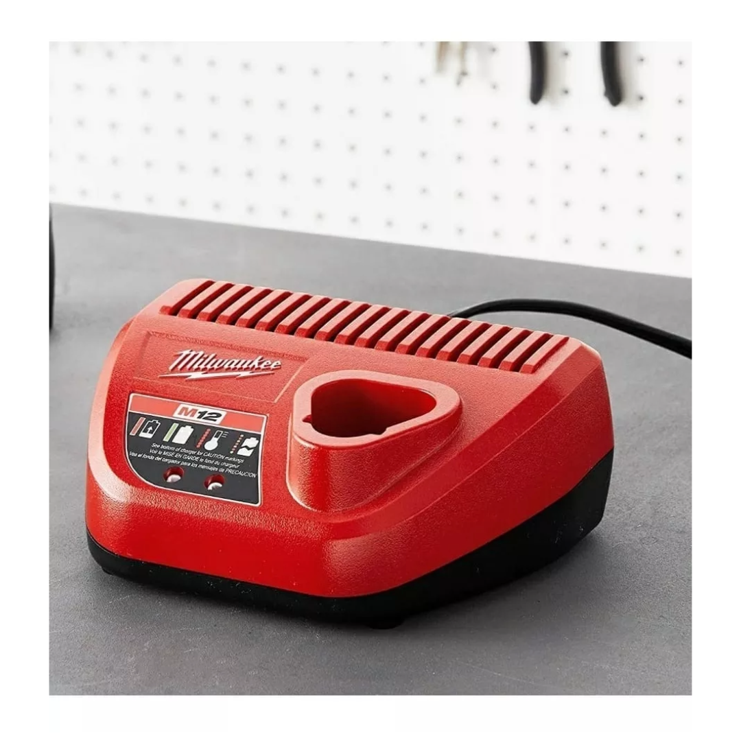 Cargador De Batería De Iones De Litio Milwaukee M12 Original.
