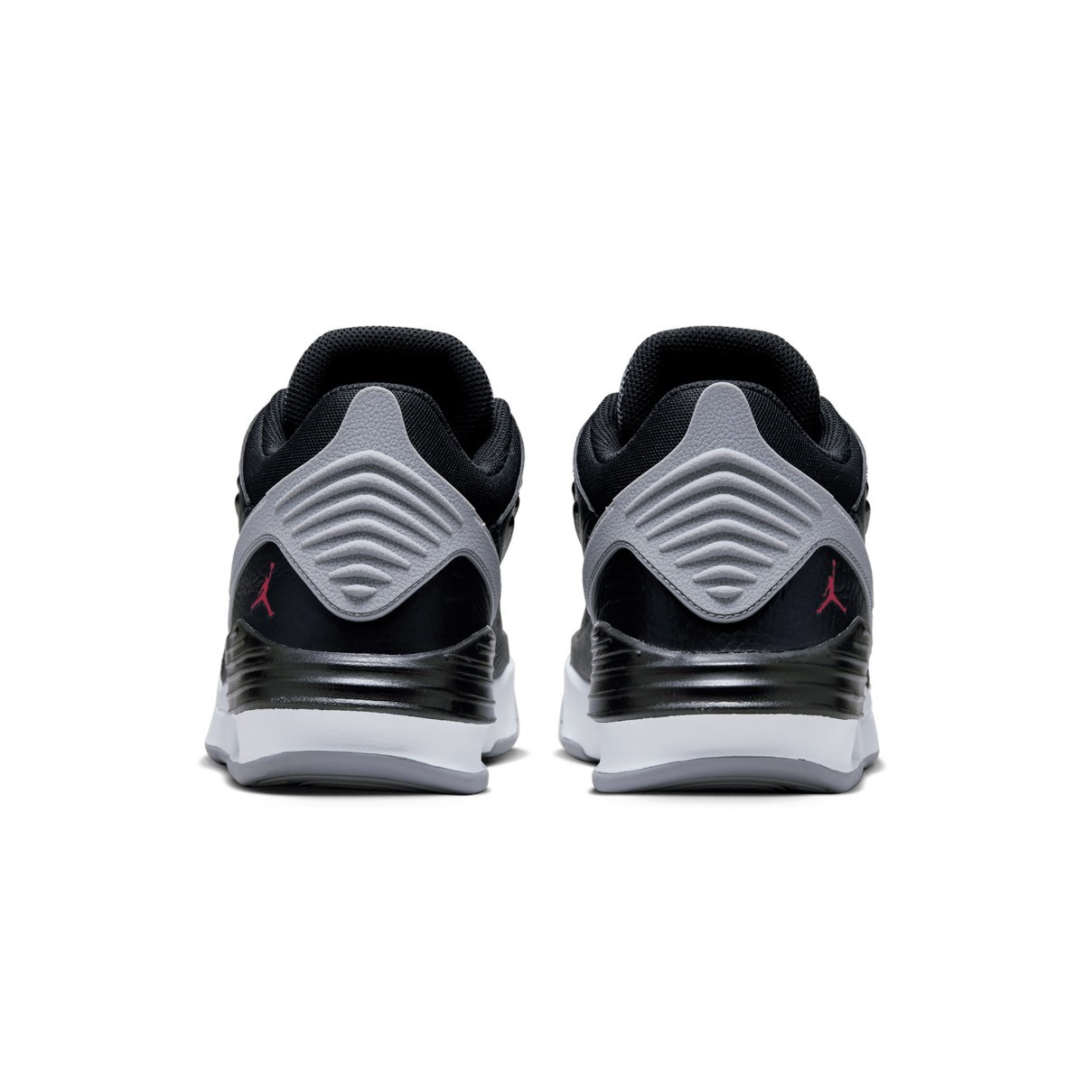 Tenis Jordan Max Aura 5 Black Cement
