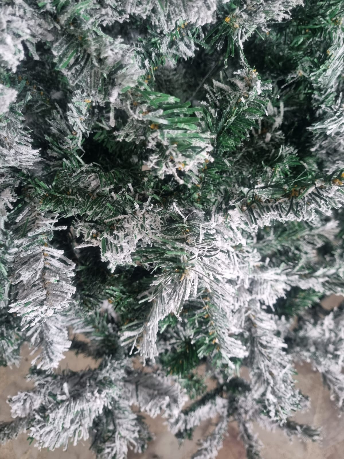 Arbol Navidad Nevado Pino Navideño 1.80 M 620 Ramas