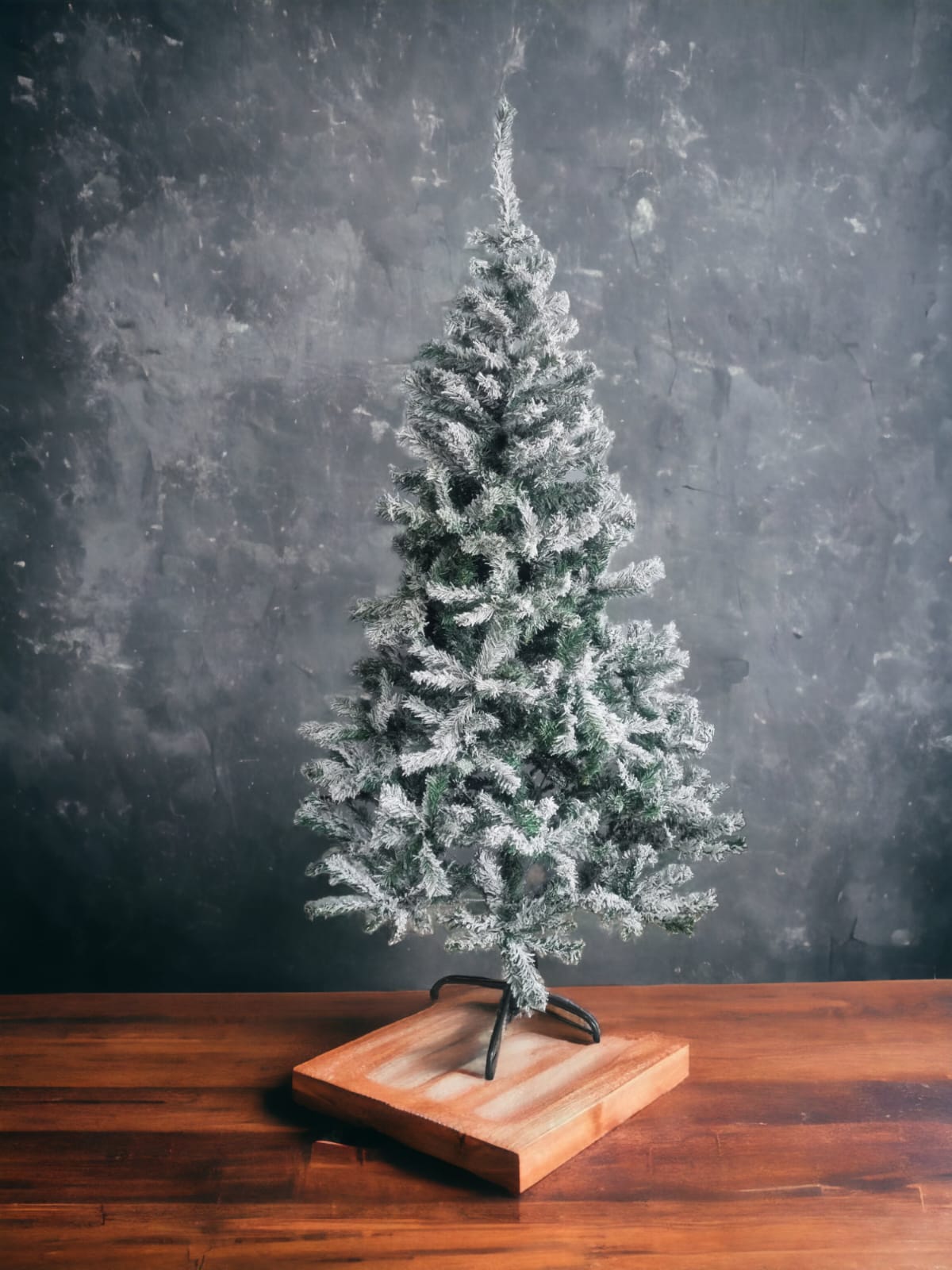 Arbol Navidad Nevado Pino Navideño 1.80 M 620 Ramas