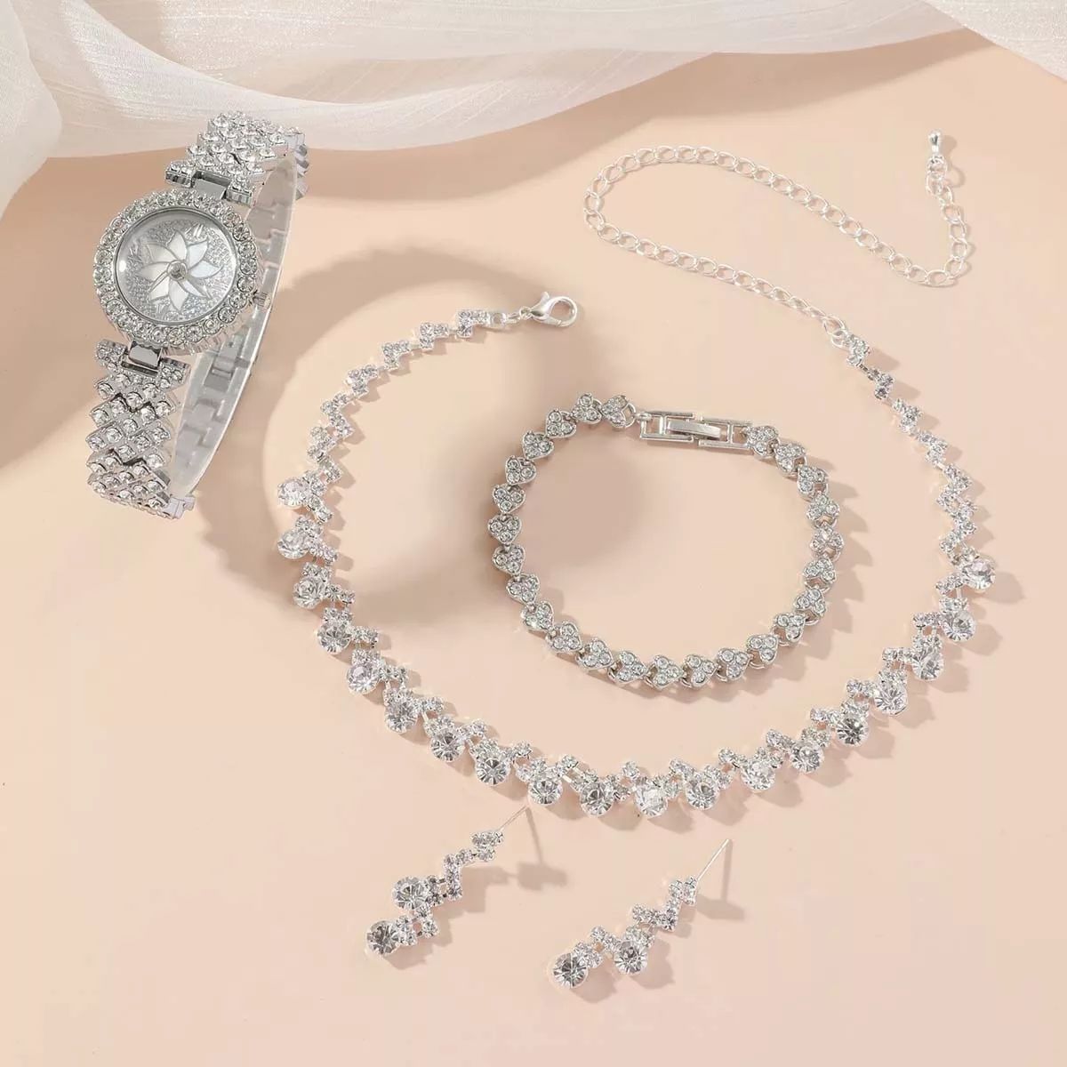 Set De Reloj Con Caja De Regalo De 4 Piezas Para Mujer Plata