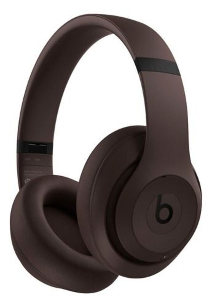 Audífonos Beats Studio Pro Café Oscuro Cancelación de Ruido