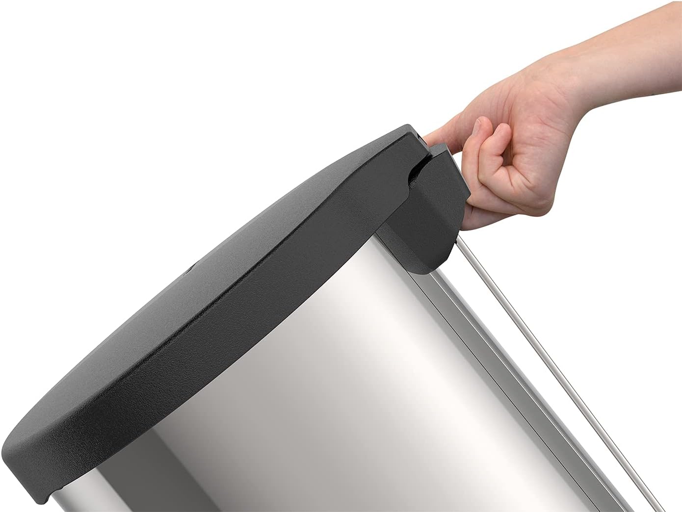 Basurero con Pedal Tramontina New 20 litros acero Inoxidable 94538-720